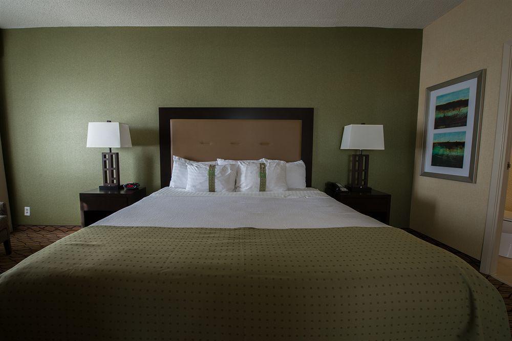 Holiday Inn Sydney - Waterfront By Ihg Bagian luar foto